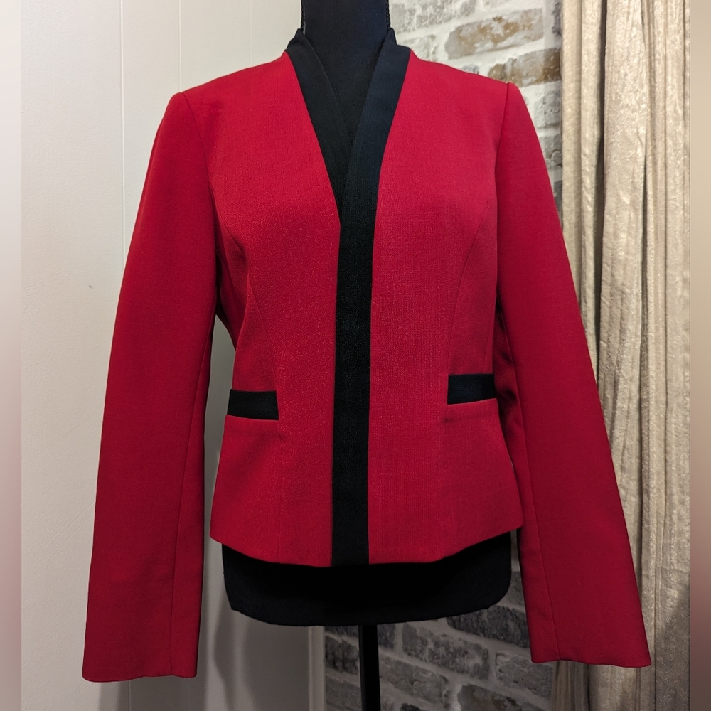 Black Label Suit Jacket and Skirt Set - Size 4